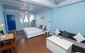 Monratino The Snow Roost- 15 Mins Walking Distance From Mall Road- Attached Balcony With Kanchenjunga Mountain View